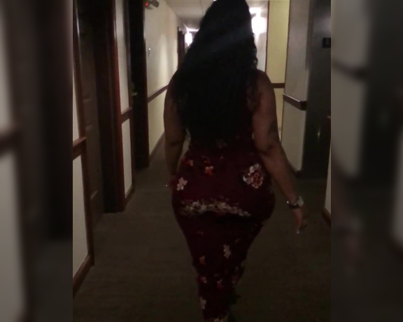 Cherokee D Ass aka Cherokeedass OnlyFans - Request of A Member Cherokee Slow Motion Hallway Walkaway