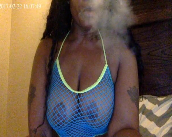 Cherokee D Ass aka Cherokeedass OnlyFans - Request of A member Cherokee Smoking Blunt Tits Lips