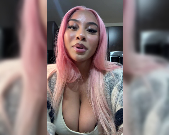 Jasmyn Aaliyah aka Milkmamijas OnlyFans - Like all my post and comment done for a gift in your dms
