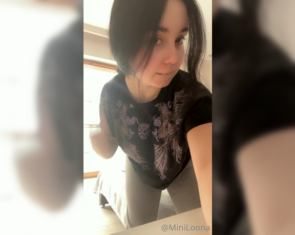 Mini Loonaa aka Miniloonaa OnlyFans - During house cleaning…