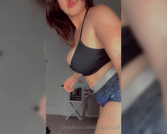 Solyluna aka Solyluna24 OnlyFans - Hi papi