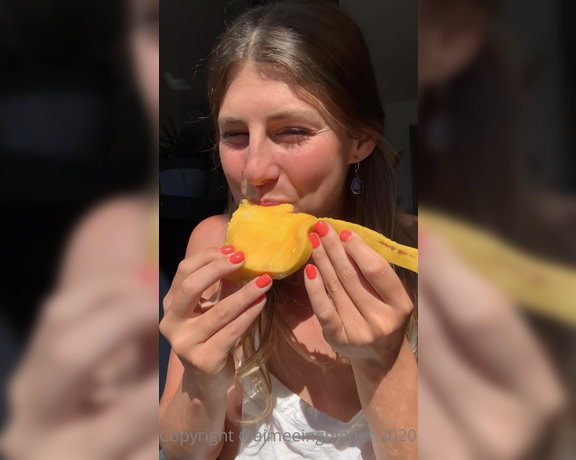 Aimee aka Aimeeinghigher OnlyFans - Sensual mango eating in the sun! Ahhhh the sweet sweet nectar Eating is such a pleasure… it’s all