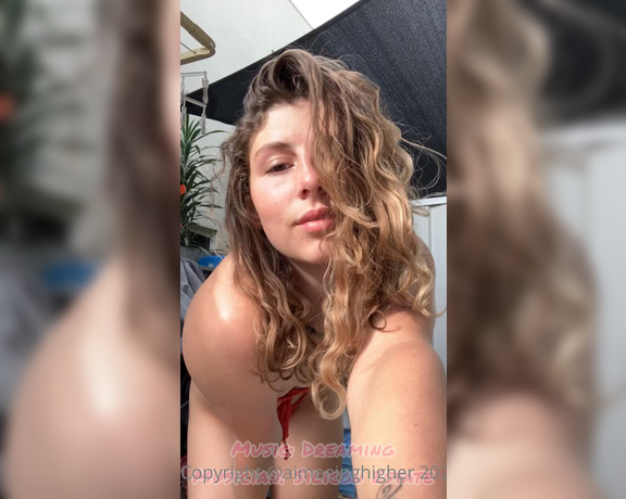 Aimee aka Aimeeinghigher OnlyFans - Learning to love my body as it changes thru life Having recently gotten off the pill, I’ve noticed