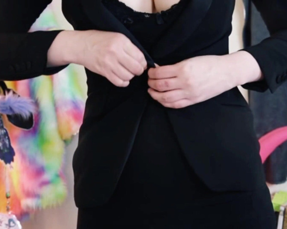 Dawn Willow aka Dawnwillow OnlyFans - Office Clothing Camshow