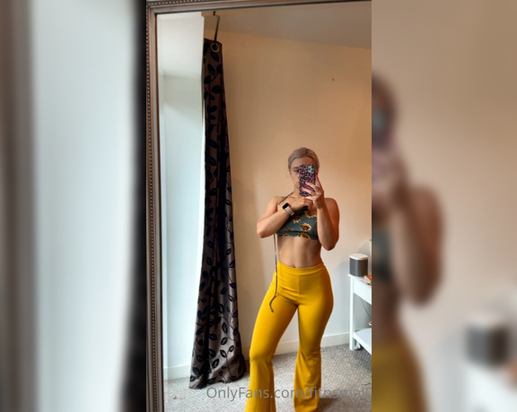 Lily aka Fitnsmall OnlyFans Video 858