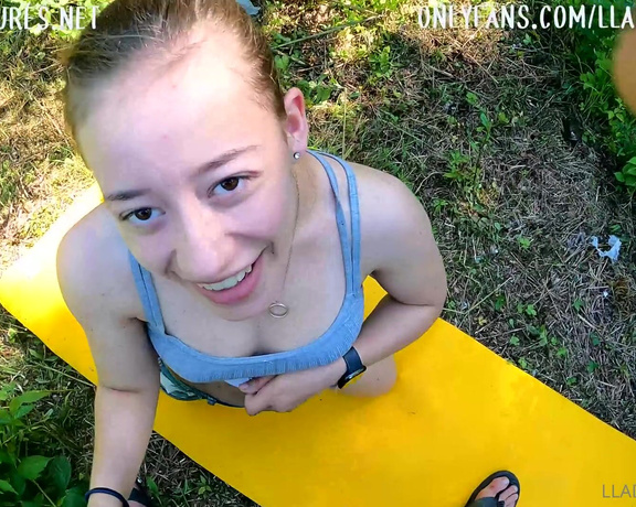 LLadventures aka Lladventures OnlyFans - Simple Outdoor Blowjob! Be sure to turn renew on to receive exclusive content and videos early