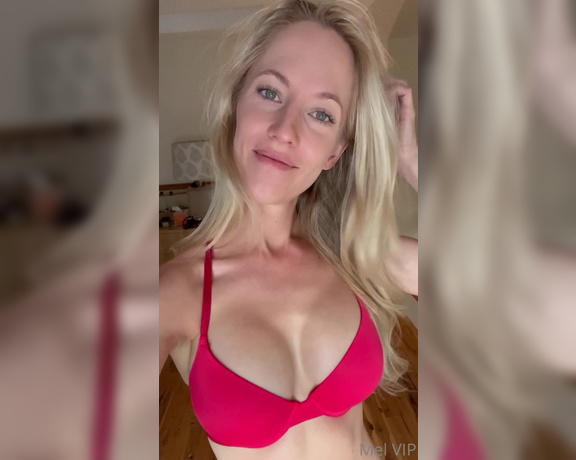 Blonde Mel aka Blondemel OnlyFans - Have a great day!