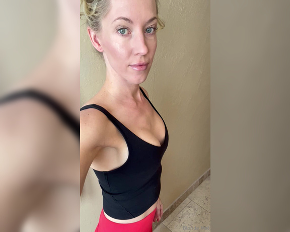 Blonde Mel aka Blondemel OnlyFans - Headed to the gym! 1