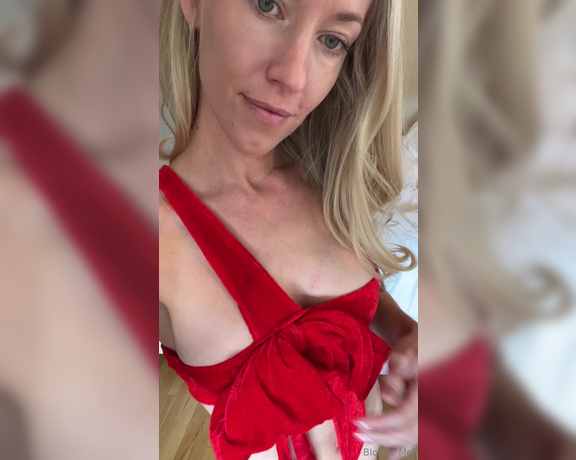 Blonde Mel aka Blondemel OnlyFans - Panty Advent Day 14!