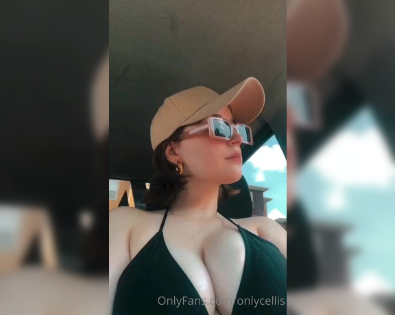 Clara Ellis aka Onlycellis OnlyFans - They say I have mommy milkers, not sure what to think about that (June 26, 2021)