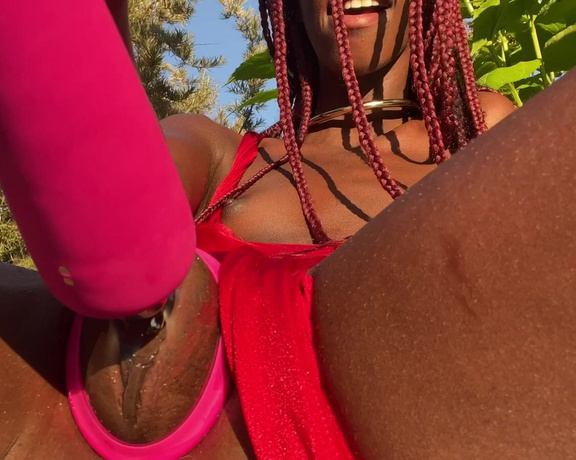 Sexmeat aka Sexmeat OnlyFans - I warmed your breakfast for you sitting outside in the sun in my backyard with my pussy out this mor