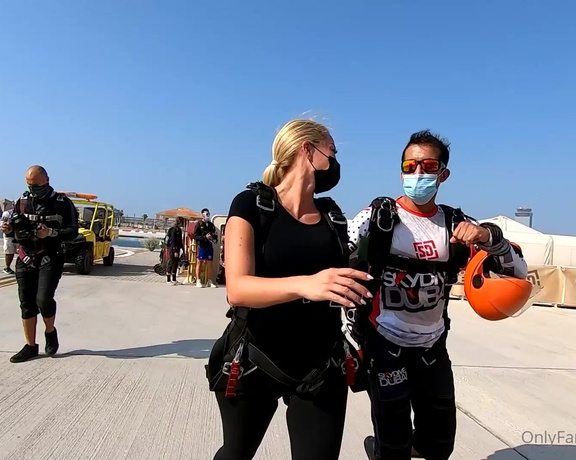 Lux aka Luxiboo OnlyFans - Fun video from my first skydive ever over the Dubai Palm Jumeirah Any of you taken the leap befor