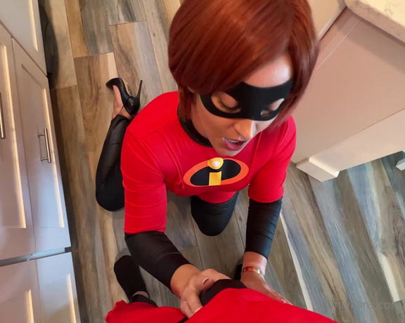 Dani Daniels aka Akadanidaniels OnlyFans - Oh, Mr Incredible, you did such a good job fighting the evil villains you need a reward My mouth