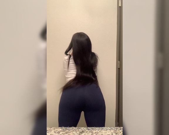 LailaTheBrat -  Who likes my ass in these leggings,  Teen, Big Tits