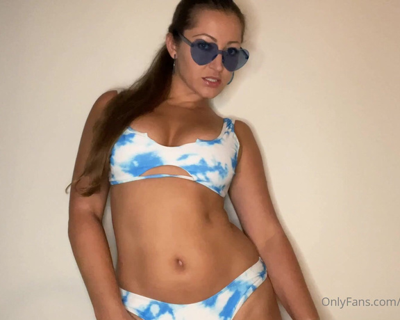 Dani Daniels aka Akadanidaniels OnlyFans - Do you know what I am in the mood for todayTo make a big mess First I am going to tease you then