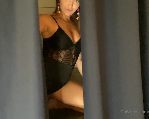Dani Daniels aka Akadanidaniels OnlyFans - Let me put on a show for youyou sit there and masturbate and let me make you cum!!! Check your