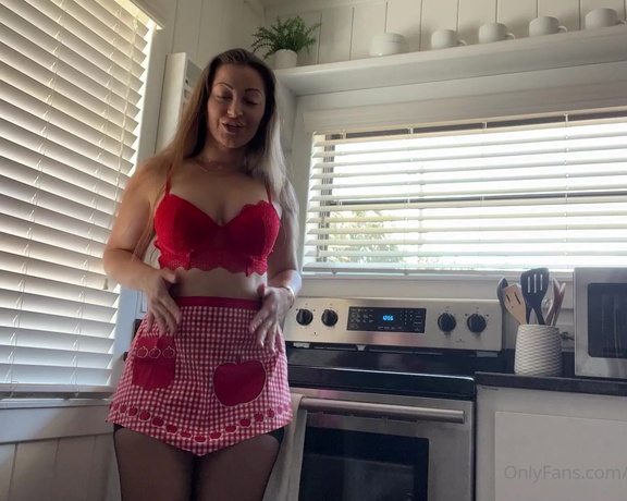 Dani Daniels aka Akadanidaniels OnlyFans - Hi Baby, I have been waiting for you to cum home I want you so bad I want to cook for you and fuck
