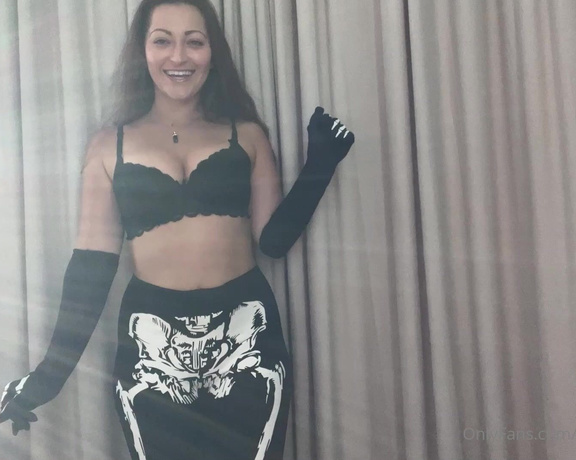 Dani Daniels aka Akadanidaniels OnlyFans - Do you like my costume Whats wrong with it I think it looks good, and by your hard onyou thi