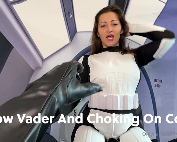 Dani Daniels aka Akadanidaniels OnlyFans - Oh Vader baby ch0ke me with the force and make me want to ch0ke on your hard throbbing cock I want