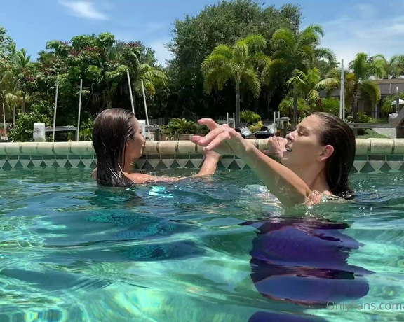 Dani Daniels aka Akadanidaniels OnlyFans - @cheriedeville and I are two little mermaids wondering what a dick looks like Wait, are you spying