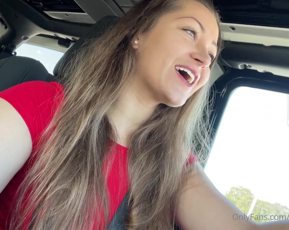 Dani Daniels aka Akadanidaniels OnlyFans - I was so horny driving in my car againI just had to take care of myself and I want you to watch!!