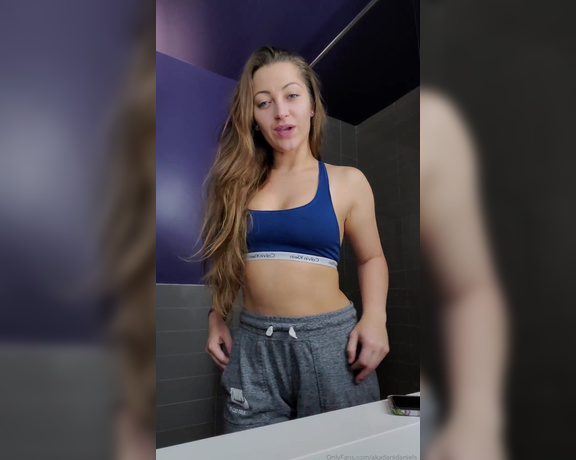 Dani Daniels aka Akadanidaniels OnlyFans - Cum join me in the bath!!!! I get so wet!!!! In many ways )!!!!! Check your DMs to join me for some
