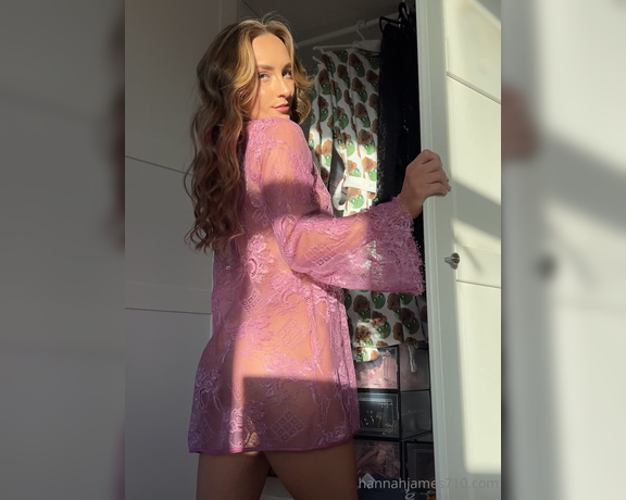 Hannah James aka Hannahjames710 OnlyFans - Tip $5 if you believe Ive been awesome the past year!