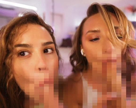 Hannah James aka Hannahjames710 OnlyFans - My brand new video DOUBLE BJ WITH PATRICIA LOPEZ will be sent for FREE by DM TO ALL MY AUTO RENEW