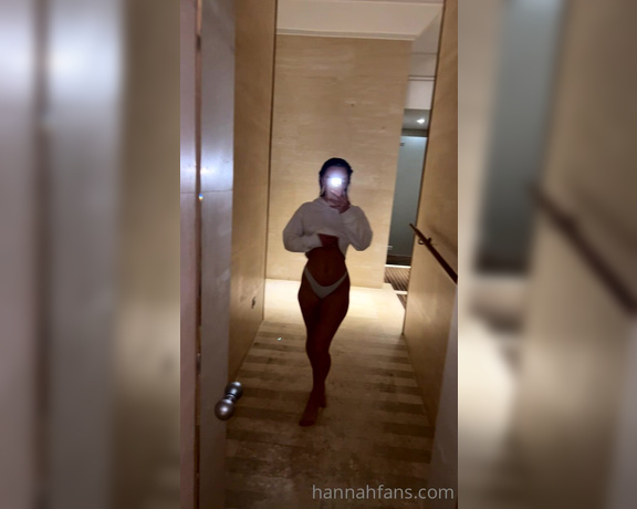 Hannah James aka Hannahjames710 OnlyFans - Slide in to my DMS just like I slide my boobs out…