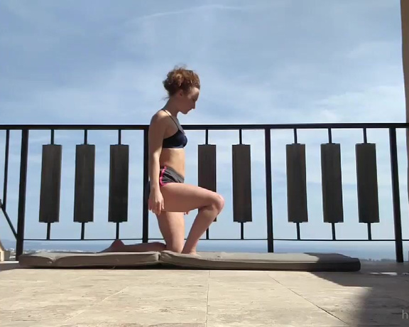 Hannah James aka Hannahjames710 OnlyFans - Throw back yoga sessions! 3