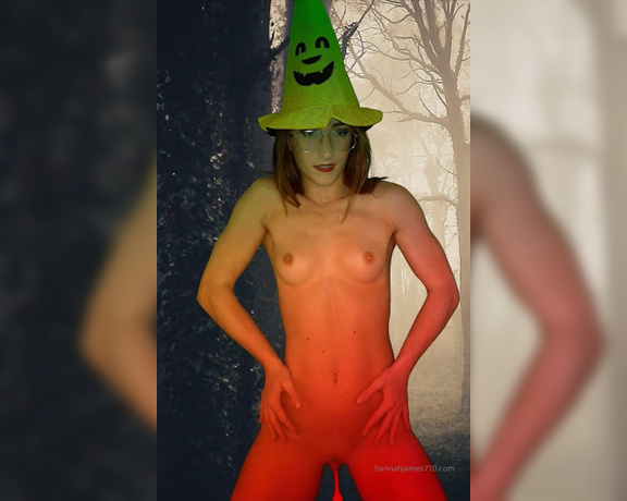 Hannah James aka Hannahjames710 OnlyFans - My broomstick broke, can I ride yours WITCH way are the treats Only at HANNAHJAMES710COM  live