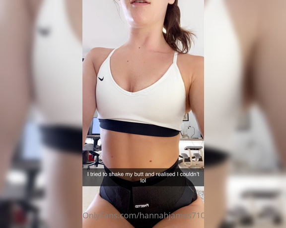 Hannah James aka Hannahjames710 OnlyFans - Thought I’d show you guys my old lady back brace… lmao!