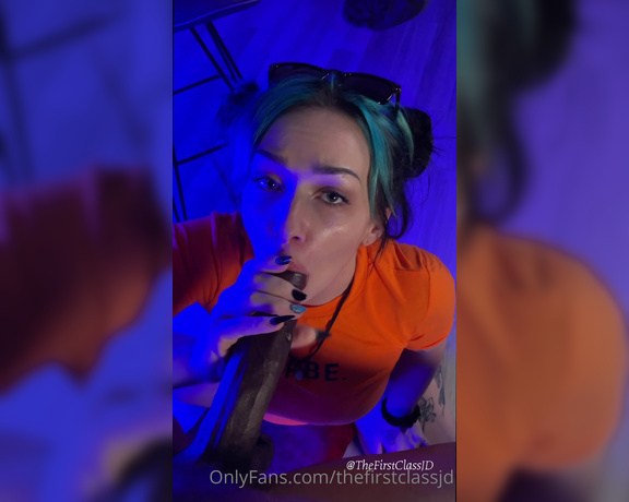 JD aka Thefirstclassjd OnlyFans - Happy Sunday ! Enjoy this free 6 min succulent blowjob by @misslavey666  Full video with creampie