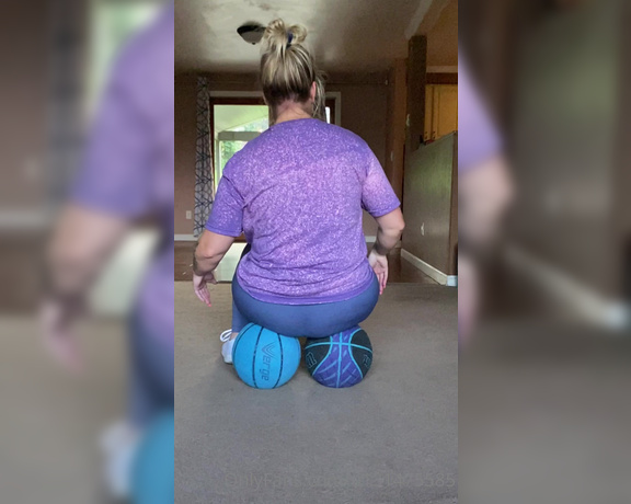 Mamabear brand aka U131475585 OnlyFans - My ass is bigger than two basketballs … of course had to record in slow motion
