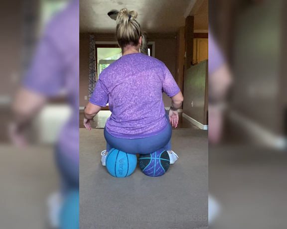 Mamabear brand aka U131475585 OnlyFans - My ass is bigger than two basketballs … of course had to record in slow motion