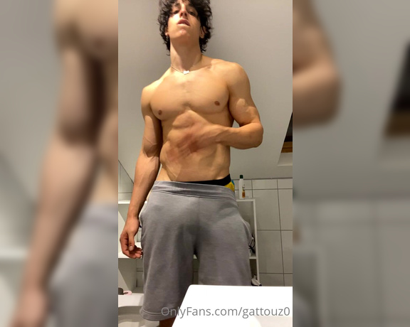 Youssef khelil aka Gattouz0 OnlyFans Video 2135