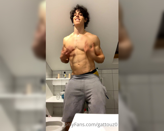 Youssef khelil aka Gattouz0 OnlyFans Video 2135