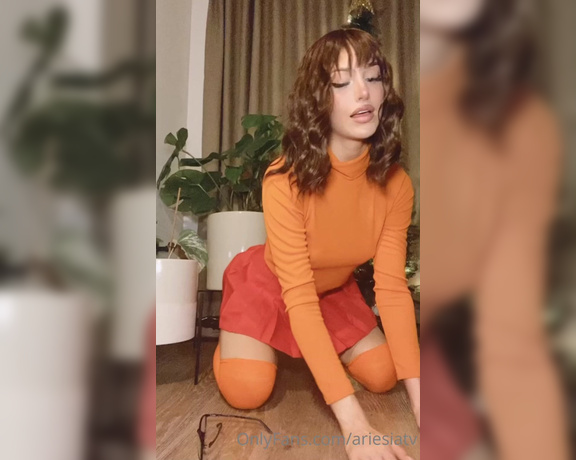 Ariesia aka Ariesiatv OnlyFans - Who remembers the Velma cosplay