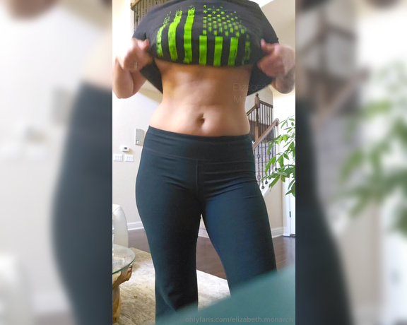 Elizabeth Monarch aka Elizabethmonarch OnlyFans - Happy Titty Tuesday! Not sure whats up with the fuzz on my yoga pants LOL