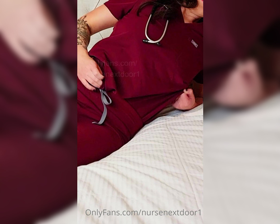 Elizabeth Monarch aka Elizabethmonarch OnlyFans - Scrubs Orgasm and Squirting Video 6 min 32 sec Teaser is censored, full video is NOT blurred (old