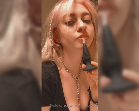 Lux aka Lilbussygirl OnlyFans - Just getting it wet so it fits in my tight little asshole