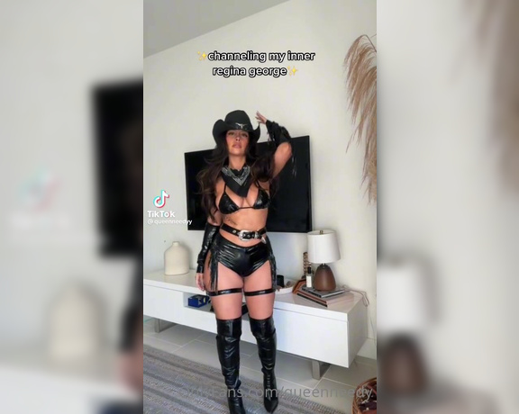 Queen Needy aka Queenneedy OnlyFans - Save a horse, ride a cowgirl happy Halloween boos!