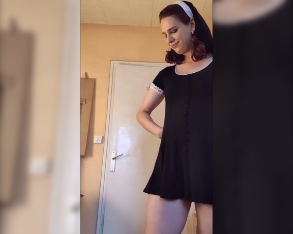 Dressed provacatively, blowjobs and anal,  Hardcore, Shemale, Blowjob, Trans, Shemale On Male