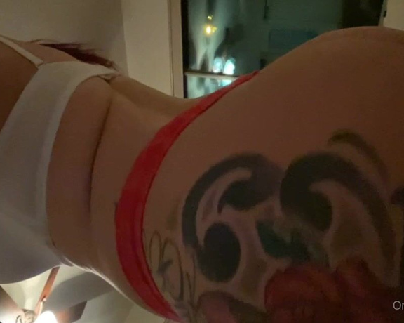 RubyRed_ -  Happy Sunday (No extra video),  Big Tits, Big Ass