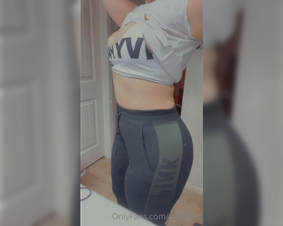 RubyRed_ -  Post workout (no extra video for this post),  Big Tits, Big Ass