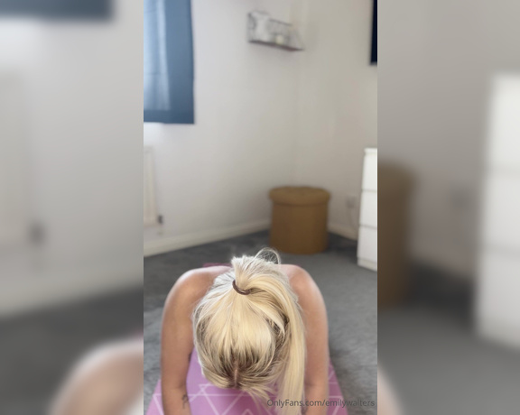 Emily Walters aka Emilywalters OnlyFans - Are you ready to do some stretching with