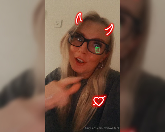 Emily Walters aka Emilywalters OnlyFans - Happy Friday to my favourite people I hope you all have a good one Video one cut off so I had 2