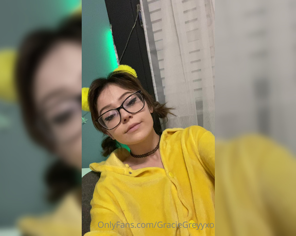 GracieGreyyxo aka Graciegreyyxo OnlyFans - Can I jus have a little Pikachu titties