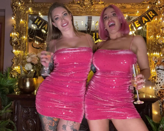 Ava Austen aka Ava_austen_vip OnlyFans - Happy New Year from @rebeccamoreuk and I! This was a blast to make