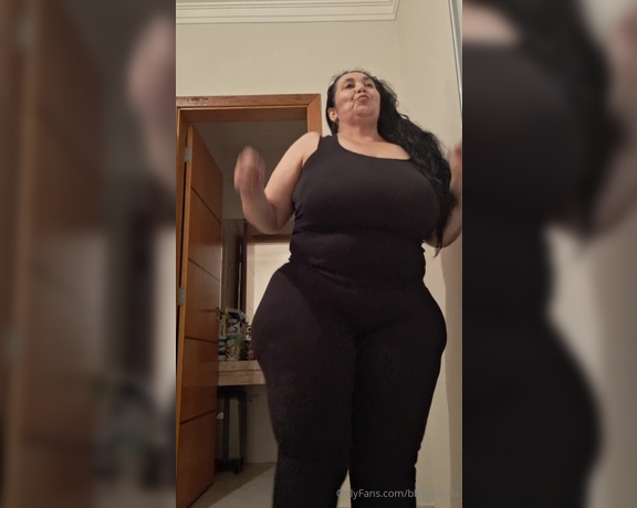 Paula Coelho aka Bbw_paula OnlyFans - If Life gives for you lemonsmakes a caipirinha LOL  3